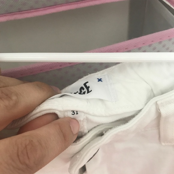 PAIGE Denim, “Skyline Ankle Peg” Jeans, size 31 - Picture 4 of 7